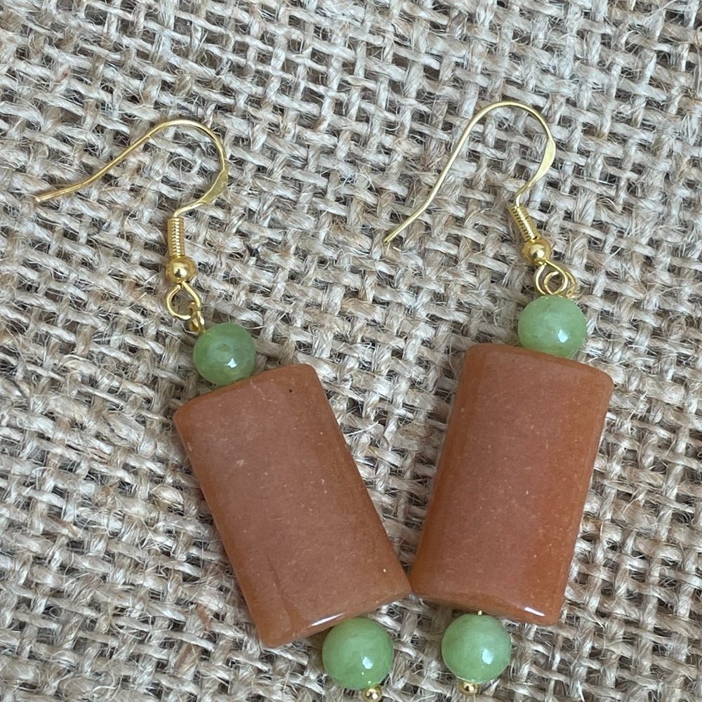 Minimalist Carnilian Jade Gemstones Drop Dangle Pierced Earrings 2 ¼” NWOT